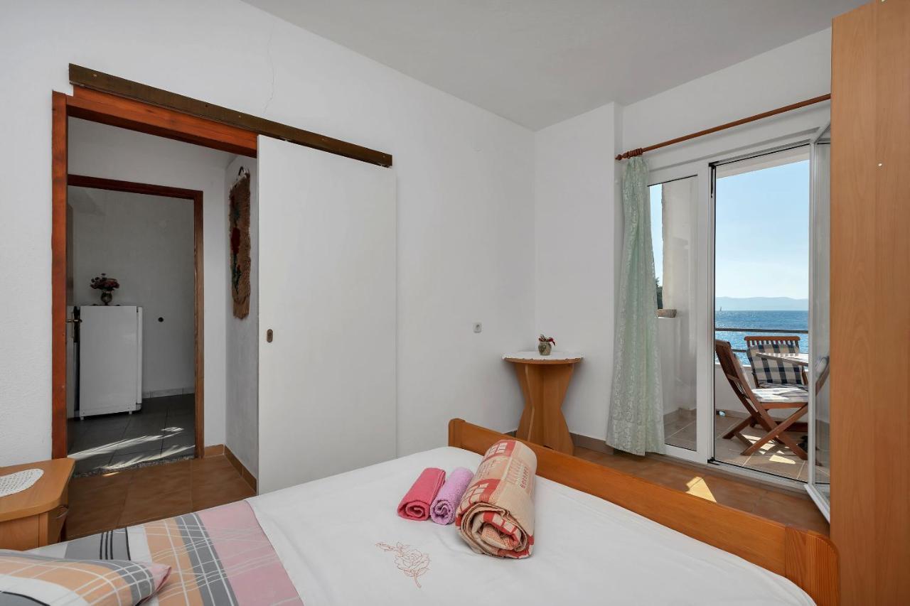 Apartments Nikola Bogomolje エクステリア 写真