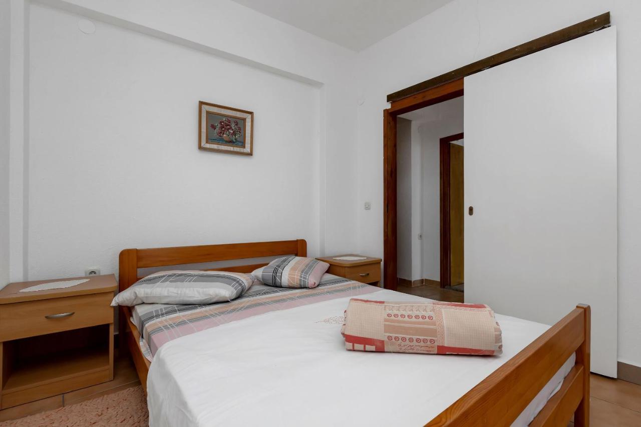 Apartments Nikola Bogomolje エクステリア 写真